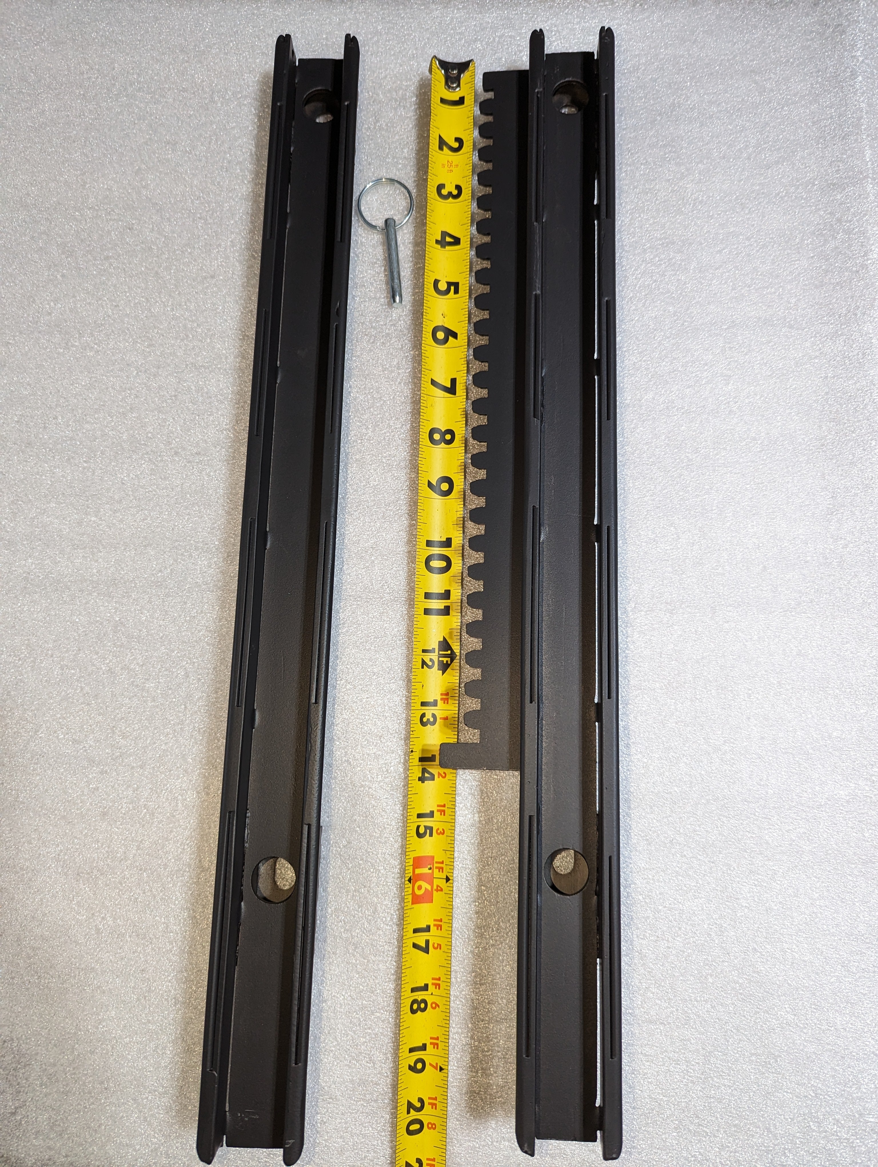 Extended travel Seat sliders LEVEL MOUNT 2020-2024